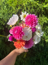 Load image into Gallery viewer, Homecoming Flowers - October 4

