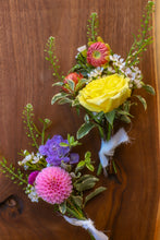 Load image into Gallery viewer, Homecoming Flowers - October 4
