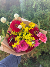 Load image into Gallery viewer, Market Bouquet Offerings 2026
