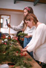 Load image into Gallery viewer, Winter Wreath Workshop ❄️ By the Lake
