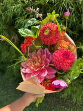 Load image into Gallery viewer, 5 Bouquet Flower Subscription (2026)
