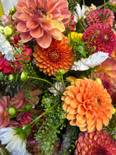Load image into Gallery viewer, 5 Bouquet Flower Subscription (2026)
